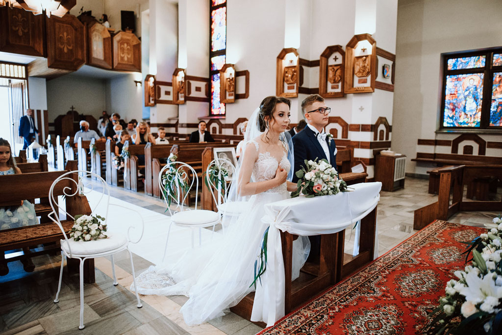 Ślub w kościele w Michalczowej 
